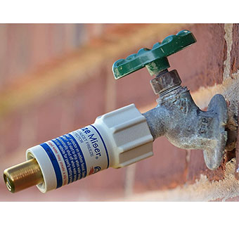 FREEZE MISER® OUTDOOR FAUCET FREEZE PROTECTOR 1/PKG